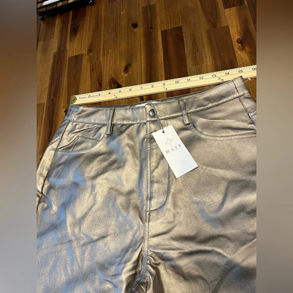 Wayf Luxury Metallic Bronze High Rise Vegan Leather Pants Size Medium - Picture 4 of 10